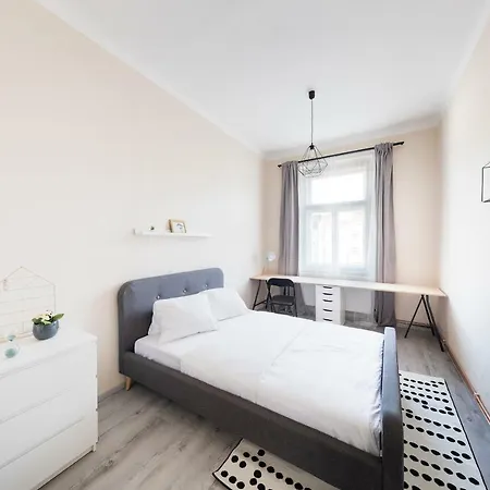 Boris' Jiriho Z Podebrad Apartment Prague